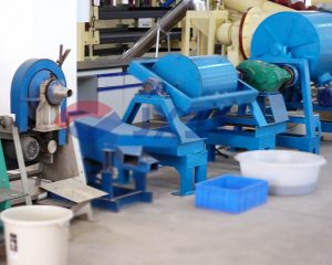 实验室五种铜矿研磨设备选择